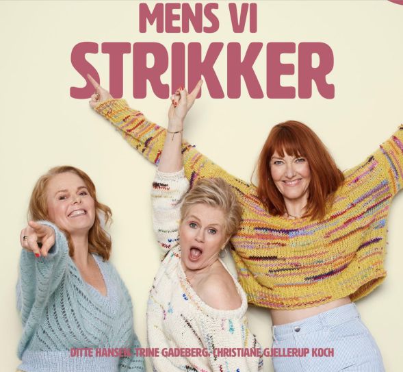Mens_vi_strikker_foto.jpg